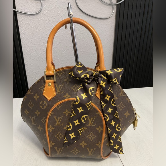 Louis Vuitton Handbags - Louis Vuitton Bags
